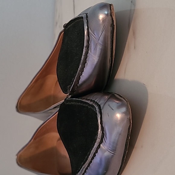 Coach Walsh Silver Metallic Mirror Leather Black Suede Pointed Toe Flats Shoes 6 - Picture 14 of 14